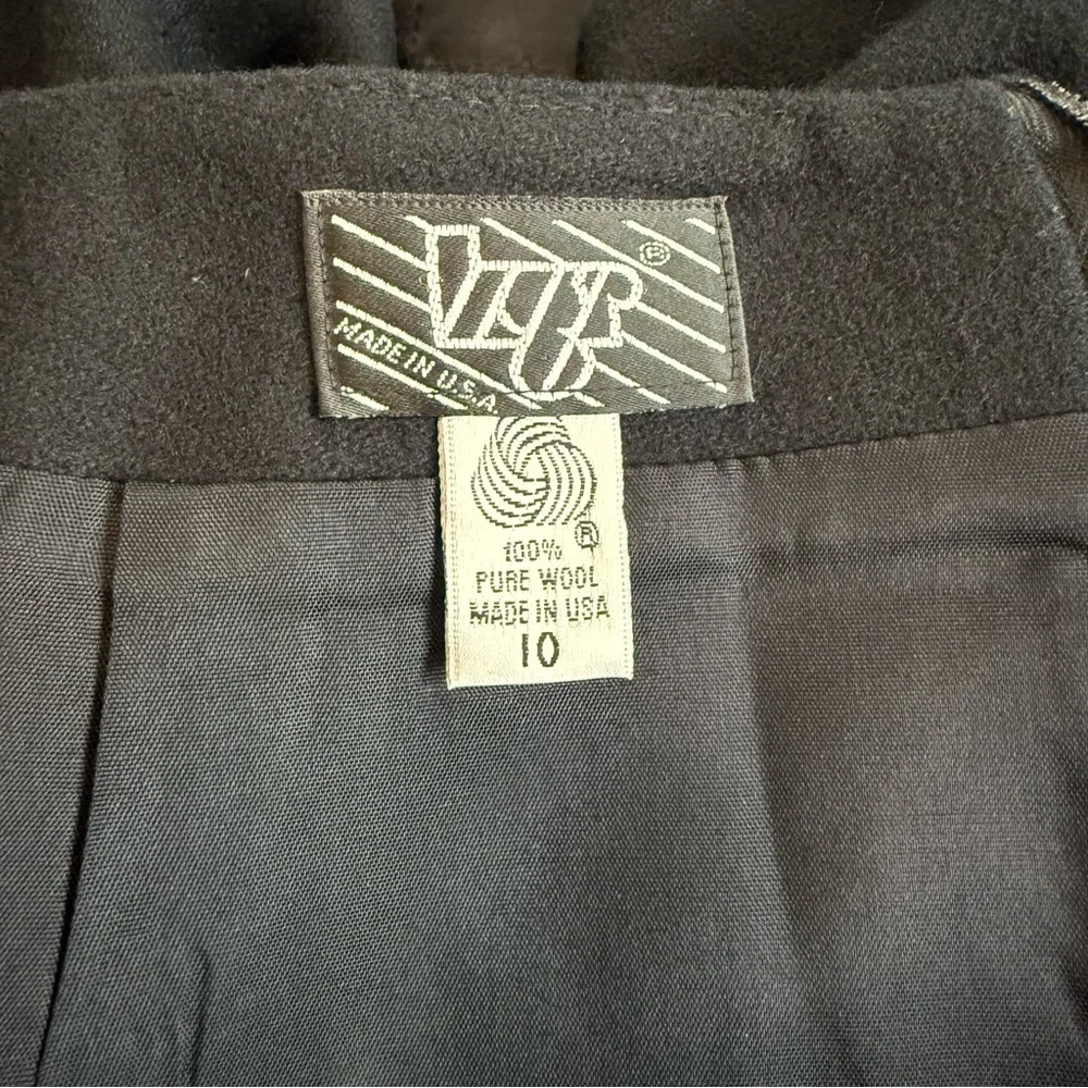 Vintage KGR Black Women's Mini Skirt 100% Pure Wool Size 10